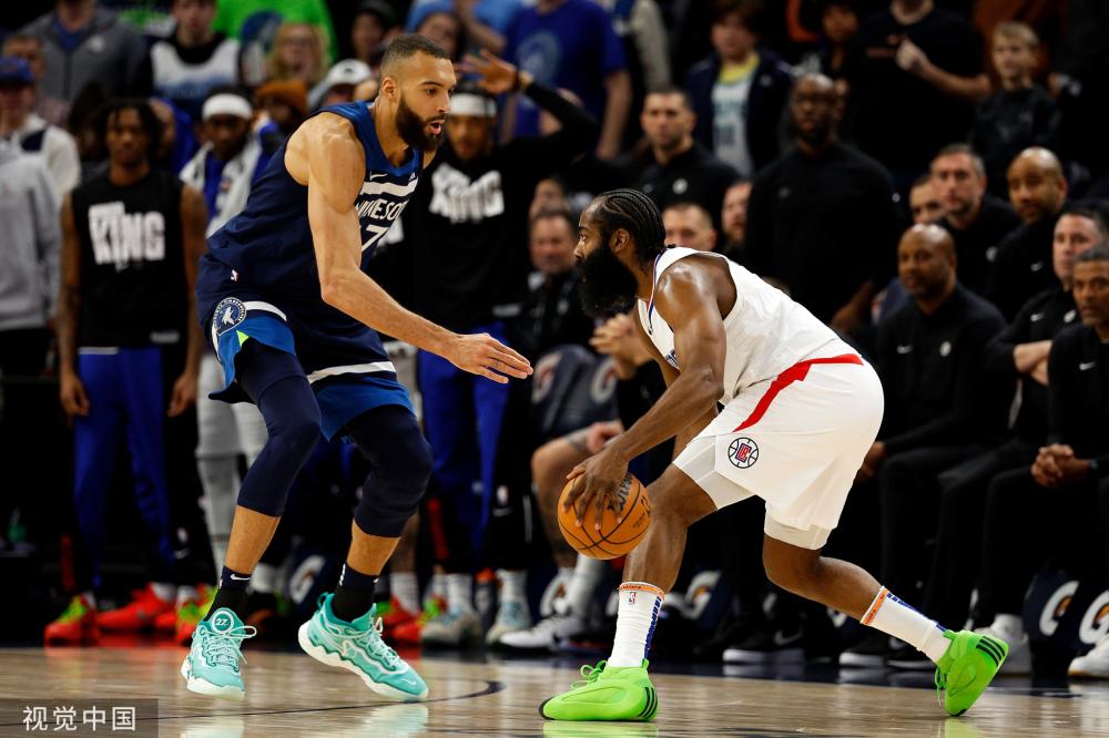 及对球队的 及对球队的