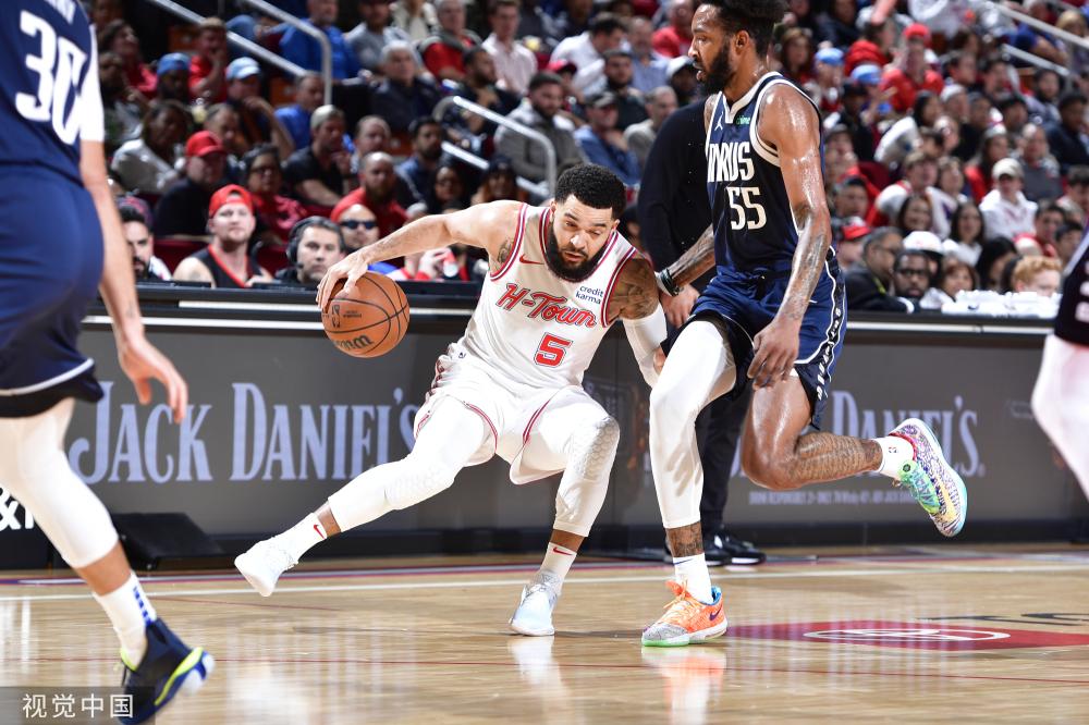 持高强度的 持高强度的